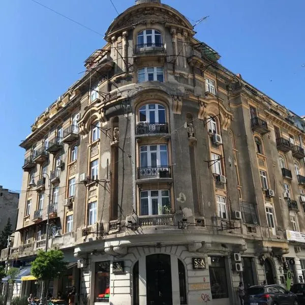 Victoria Luxury Apartment 11, hotel in Bucharest