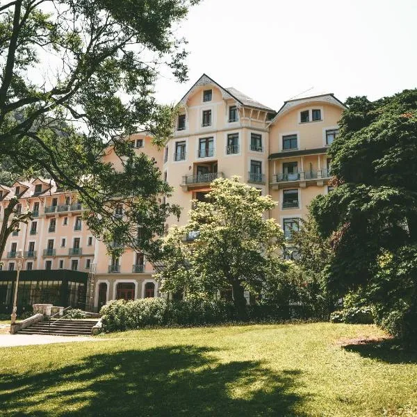 Terres de France - Appart'Hotel le Splendid, hotell i Allevard