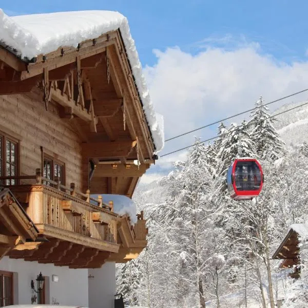 Feriendorf Joggler - Chalets nahe der Gondel, hotel in Zell am Ziller