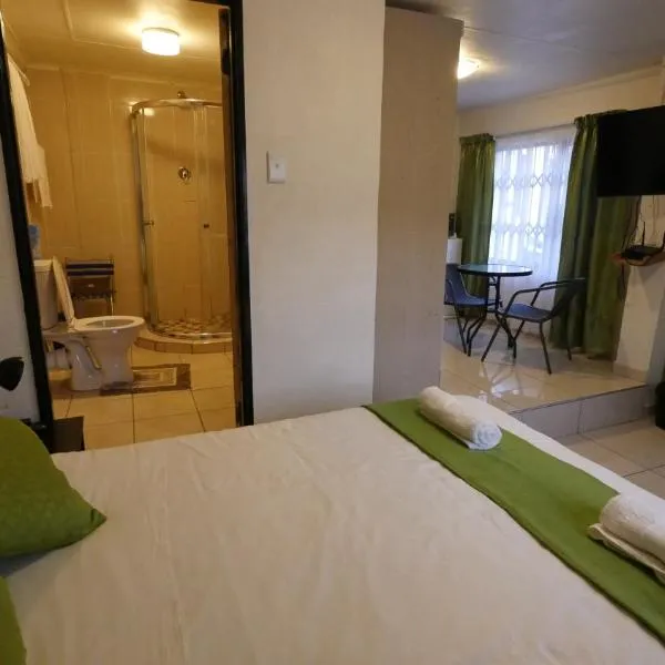 Thula Du Estate - one bed apartment, отель в городе Мбабане