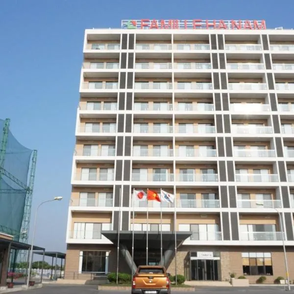 FAMILLE HA NAM, hotel v destinaci Lưu Xá