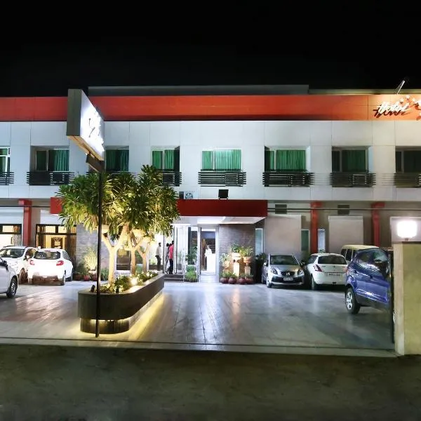Hotel Yatrik, khách sạn ở Allahābād