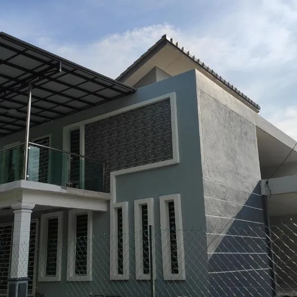 FRA Homestay, hotell sihtkohas Kampong Seri Permatang Gading