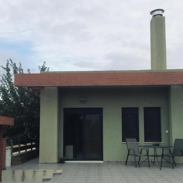 green guesthouse, hotel in Komotini