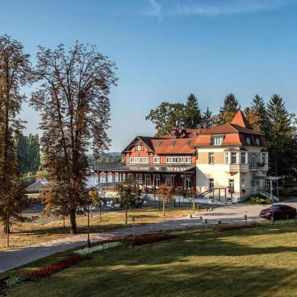 Boutique Hotel Korana Srakovcic, hotel Károlyvárosban