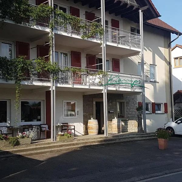 Hotel KAMPS, hotell i Hilsbach