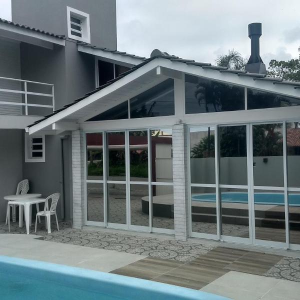 Casa com piscina