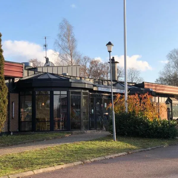 Green Door Hotel, hotel en Bergkvara