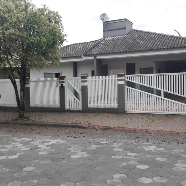 QUARTOS ACONCHEGANTES..