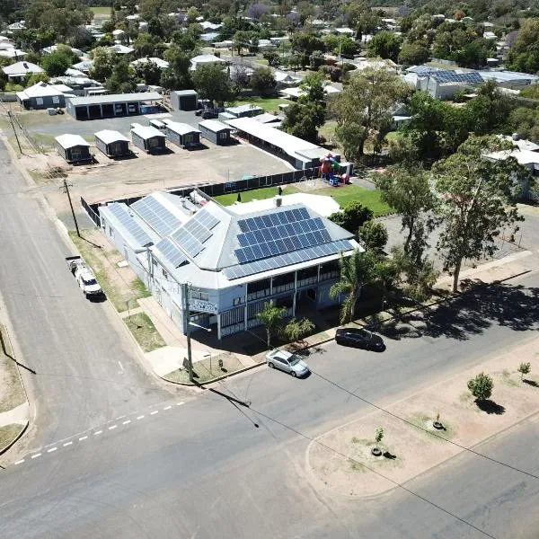 Terminus Hotel、Coonambleのホテル