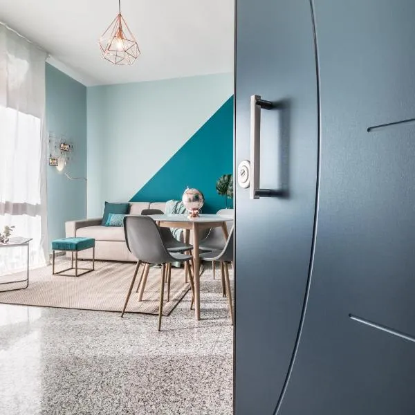 Boutique Apartments Collection-L'attimo Fuggente, hotel u gradu 'Usini'