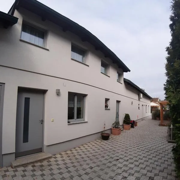 Appartements Königshofer, hótel í Neusiedl am See