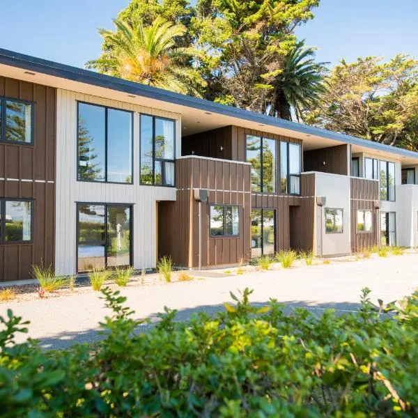Waikanae Beach Ocean View Apartments, hotel v destinaci Gisborne