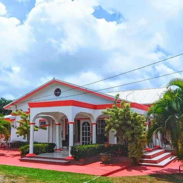 Sunny Palm Villas, hotel di Laborie