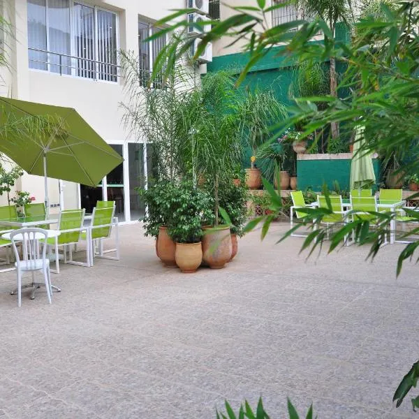 Across Hotels & Spa, hotel em Fez