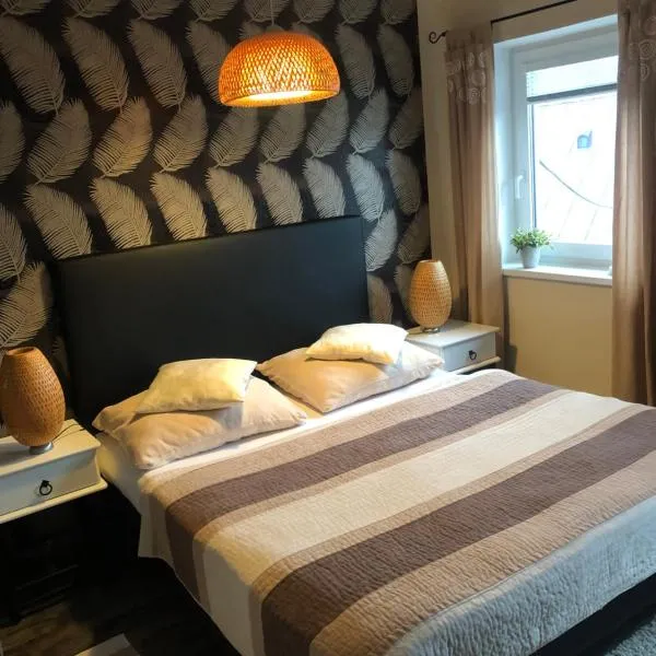 DŮM POD RADNICÍ pokoje, hotel v destinácii Žamberk