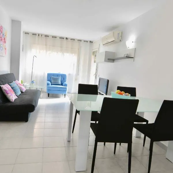 Reus Bedrooms 2 habitaciones con baño privado y cocina compartida โรงแรมในเรวส์