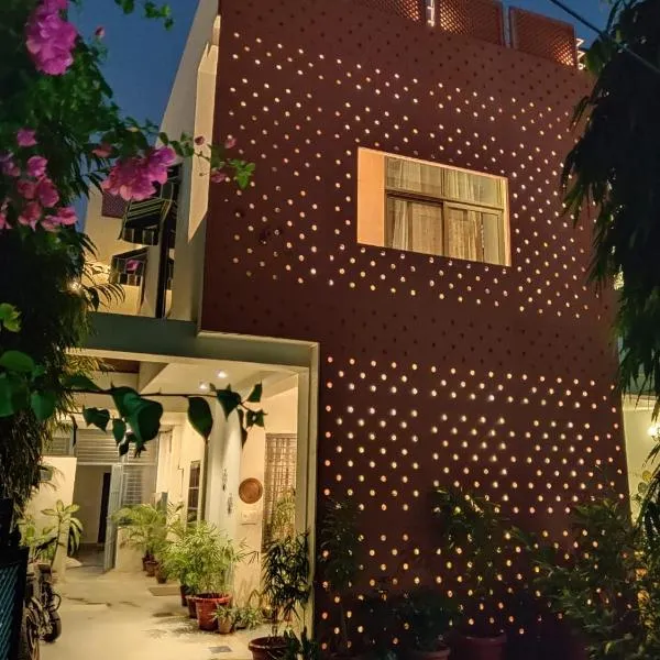 Kalpana Yoga Homestay, hótel í Jaipur