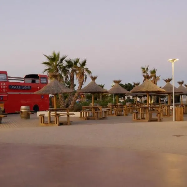 Mobil home au castellas marseillan, hôtel à Sète