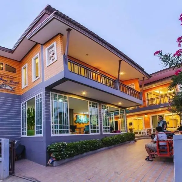 The Harbor Front เกาะล้าน, hotel in Ko Larn
