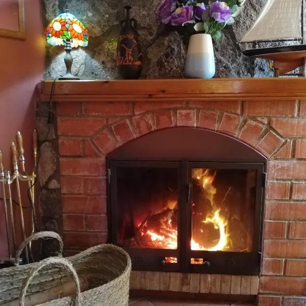 Casa Rural La Guapeta, hotel v destinaci Ademuz