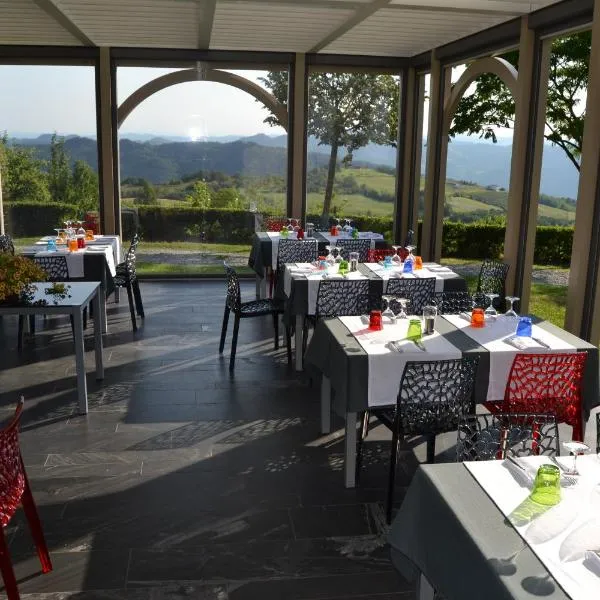 Relais Borgo del Gallo, hotel v destinaci Acqui Terme