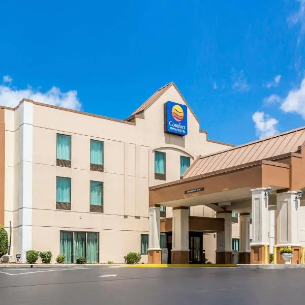 Comfort Inn & Suites Cookeville, hotell i Sparta