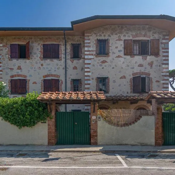 Villa Il Fortino, hotel v destinaci Lido di Camaiore