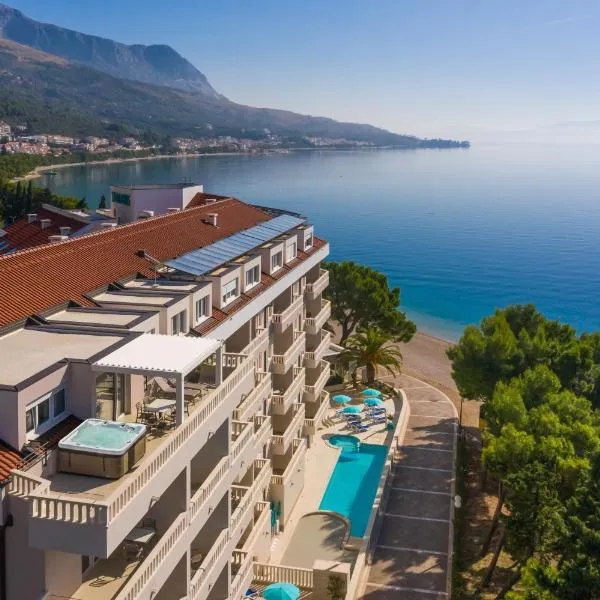 Hotel Tamaris, hotell i Tučepi