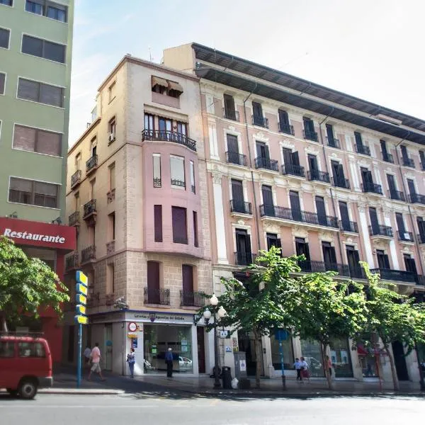 Apartamentos Boni, готель в Аліканте