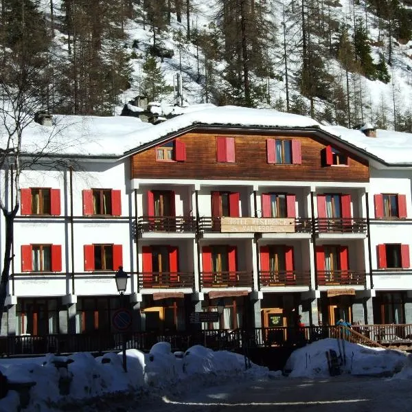 Hotel Valverde, отель в городе Грессоне-ла-Трините