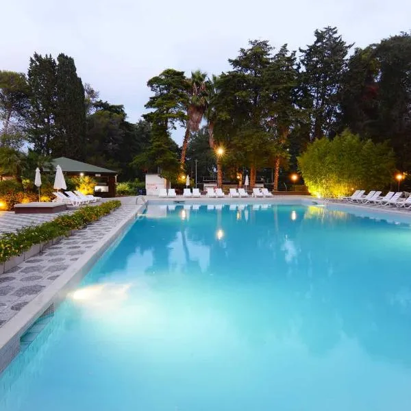 Villaggio Camping Sentinella, hotel a Torre dell'Orso