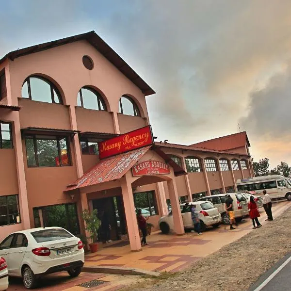 Kasang Regency Hill Resort, hotel in Kotdwāra