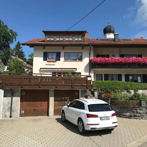 2 Raum Gästezimmer Prokop, hotel v destinaci Rettenberg