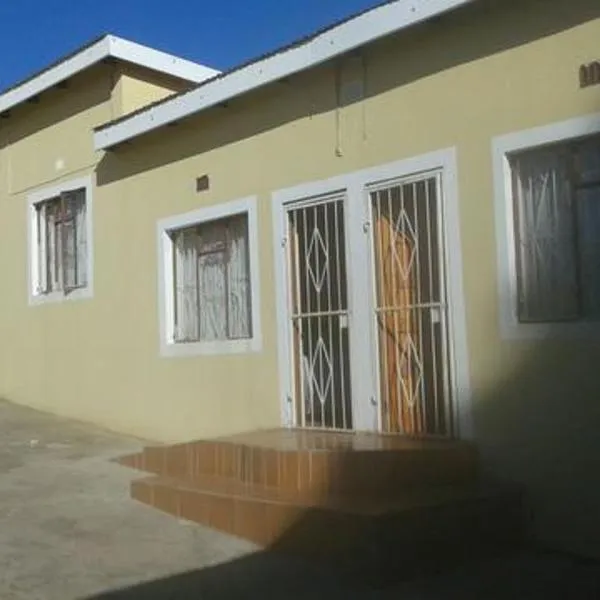 Amafana Guest House, hotel in Mount Frere