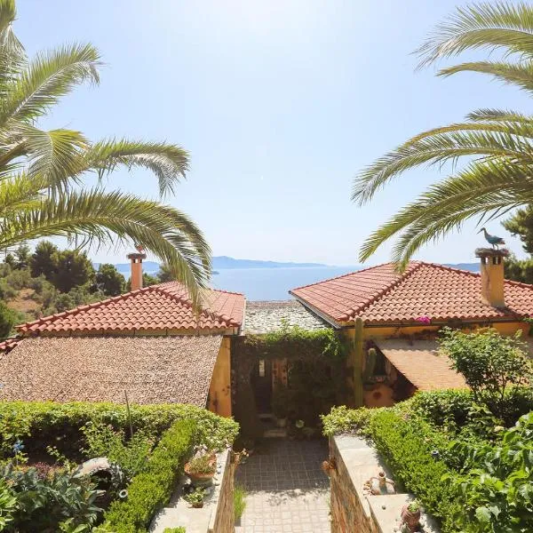 Absolute vacation luxury Villa Stratos near sea majestic view, hotel en Achladies