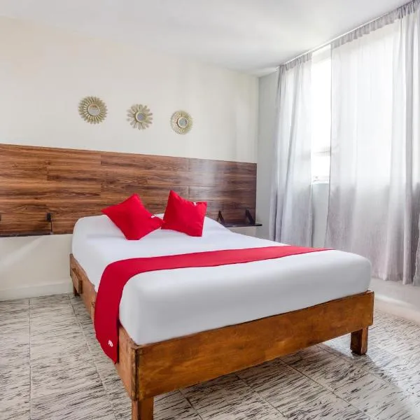 Hotel Suites Puebla – hotel w mieście Coatepec