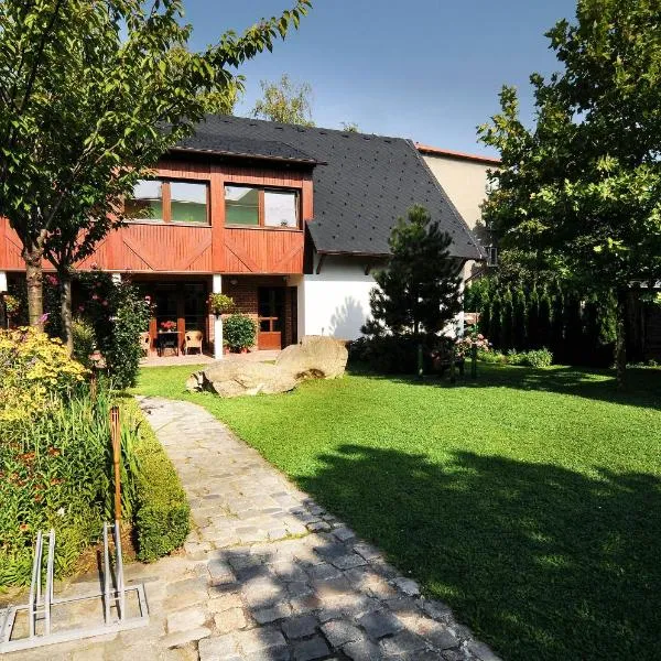 Penzion Rondo, hotel sa Bystřice pod Hostýnem