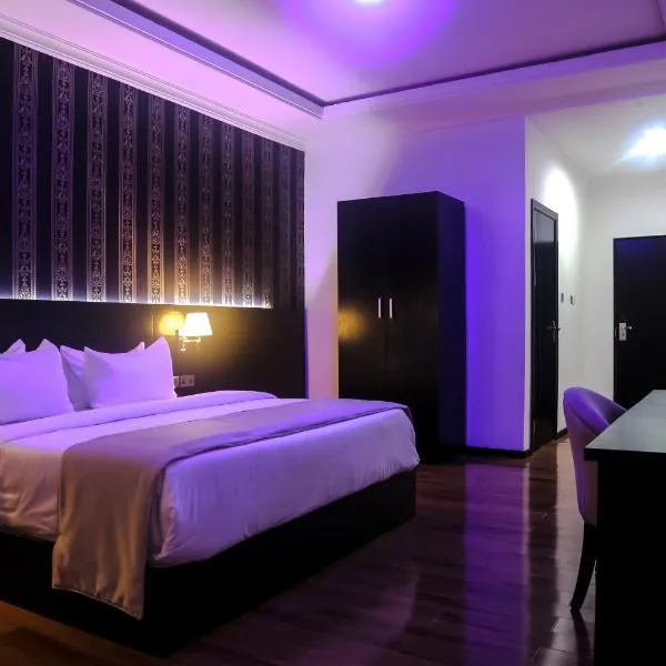 BON Hotel Ikeja Residence, hotel v destinaci Suru Lere