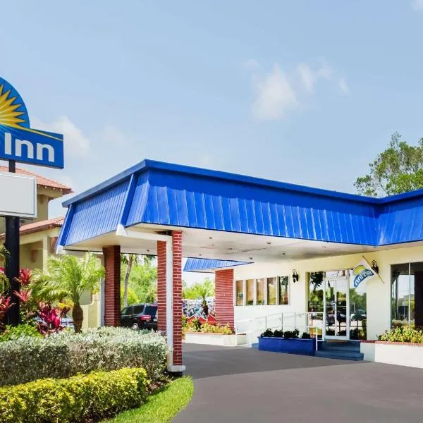 Days Inn by Wyndham Fort Myers Springs Resort, хотел в Естеро