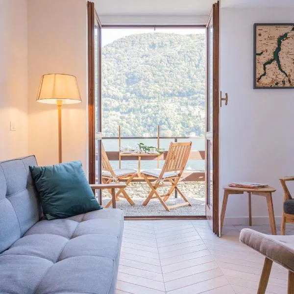 Your Private Harbour on Lake Como by Rent All Como, hotel Laglióban