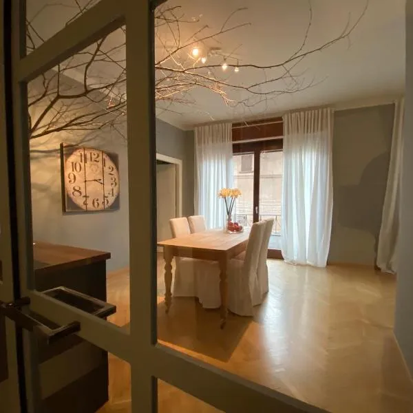 Momi, hotel v destinácii Borgomanero