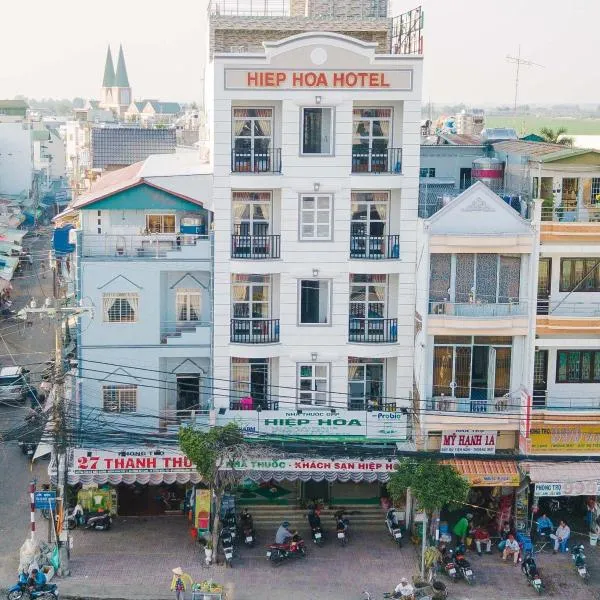 HIEP HOA HOTEL, hótel í Chau Doc