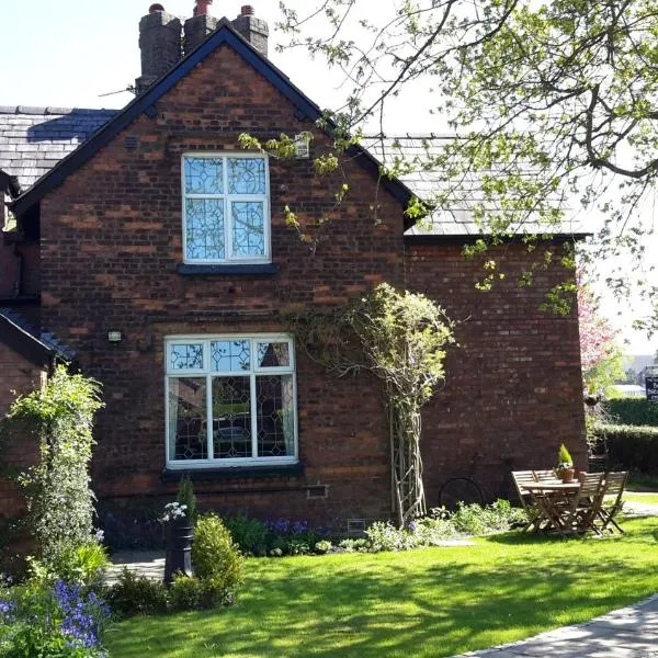 Warrington में, होटल The School House