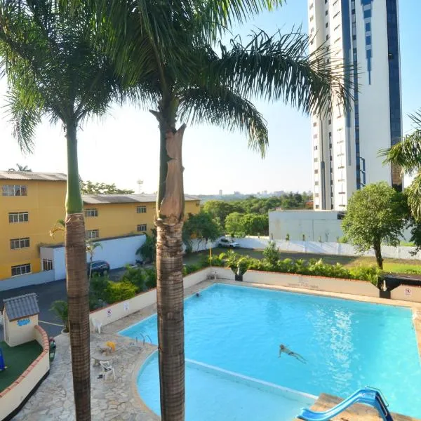 Iguassu Flats Hotel, ξενοδοχείο στο Φοζ ντο Ιγκουασού