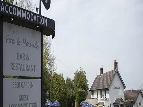 The Fox & Hounds, hotel in Swindon