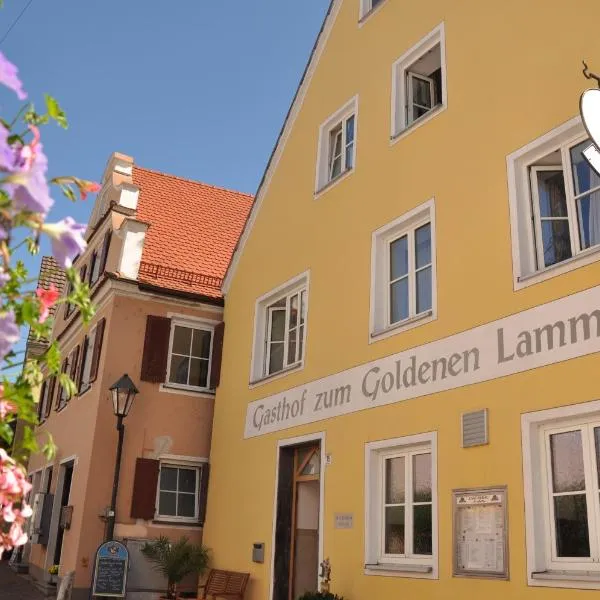 Hotel Gasthof zum Goldenen Lamm, hôtel à Fünfstetten