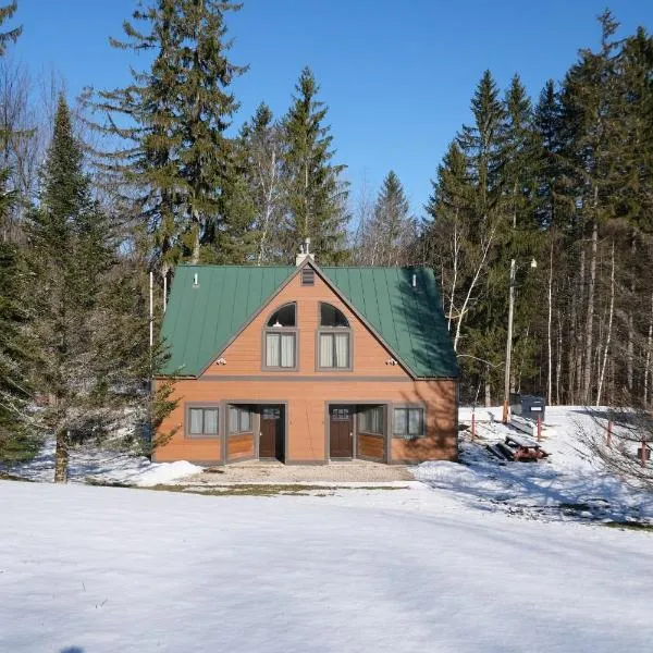 Ski in/out Spruce Glen Townhomes on Great Eastern Trail, hotel v destinaci Killington
