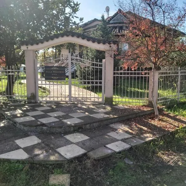 Villa Residenz Sofia1, hôtel à Fíki