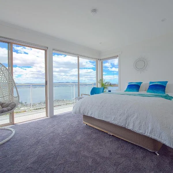 Nature & Relax House, Panoramic sea view, Free parking 37, hôtel à Kingston Beach